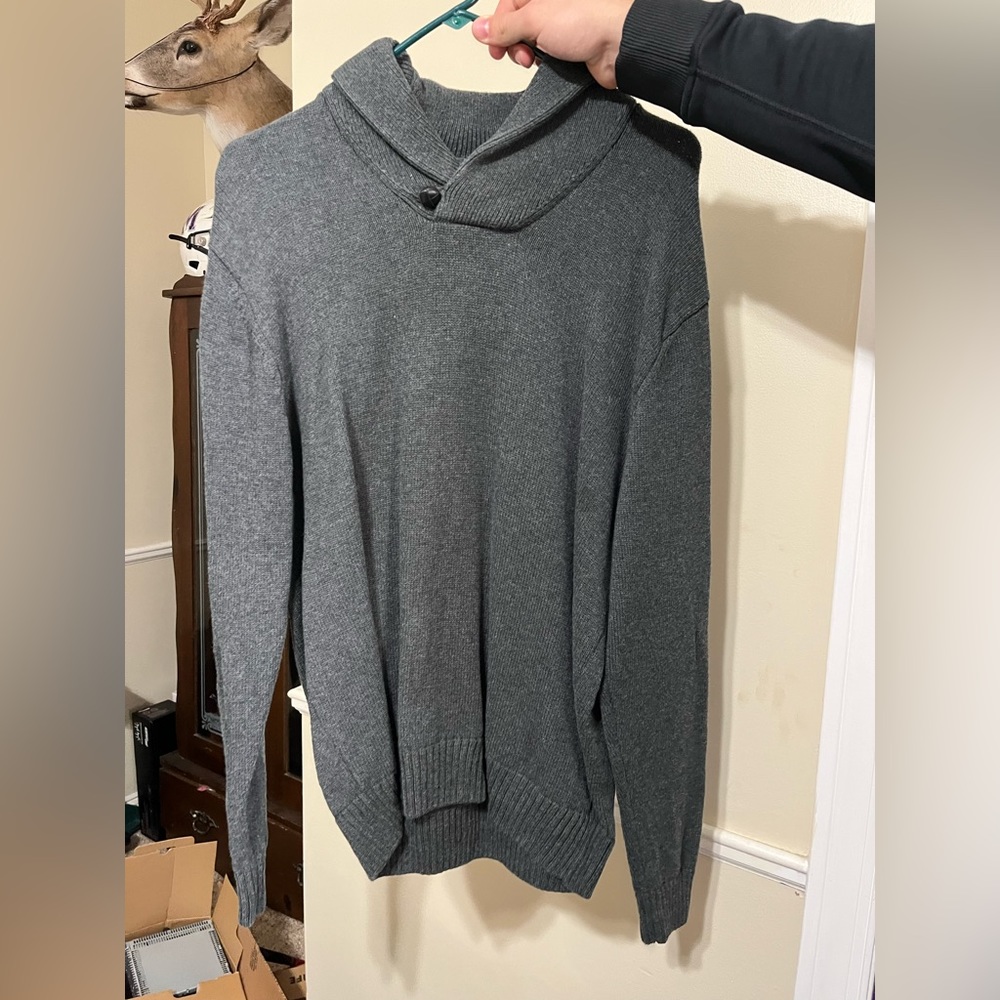 JOS. A BANK sweater